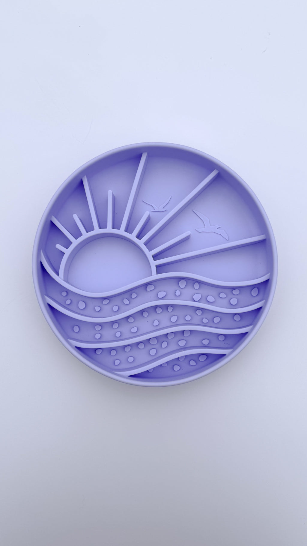 Ocean Waves Slow Feeder