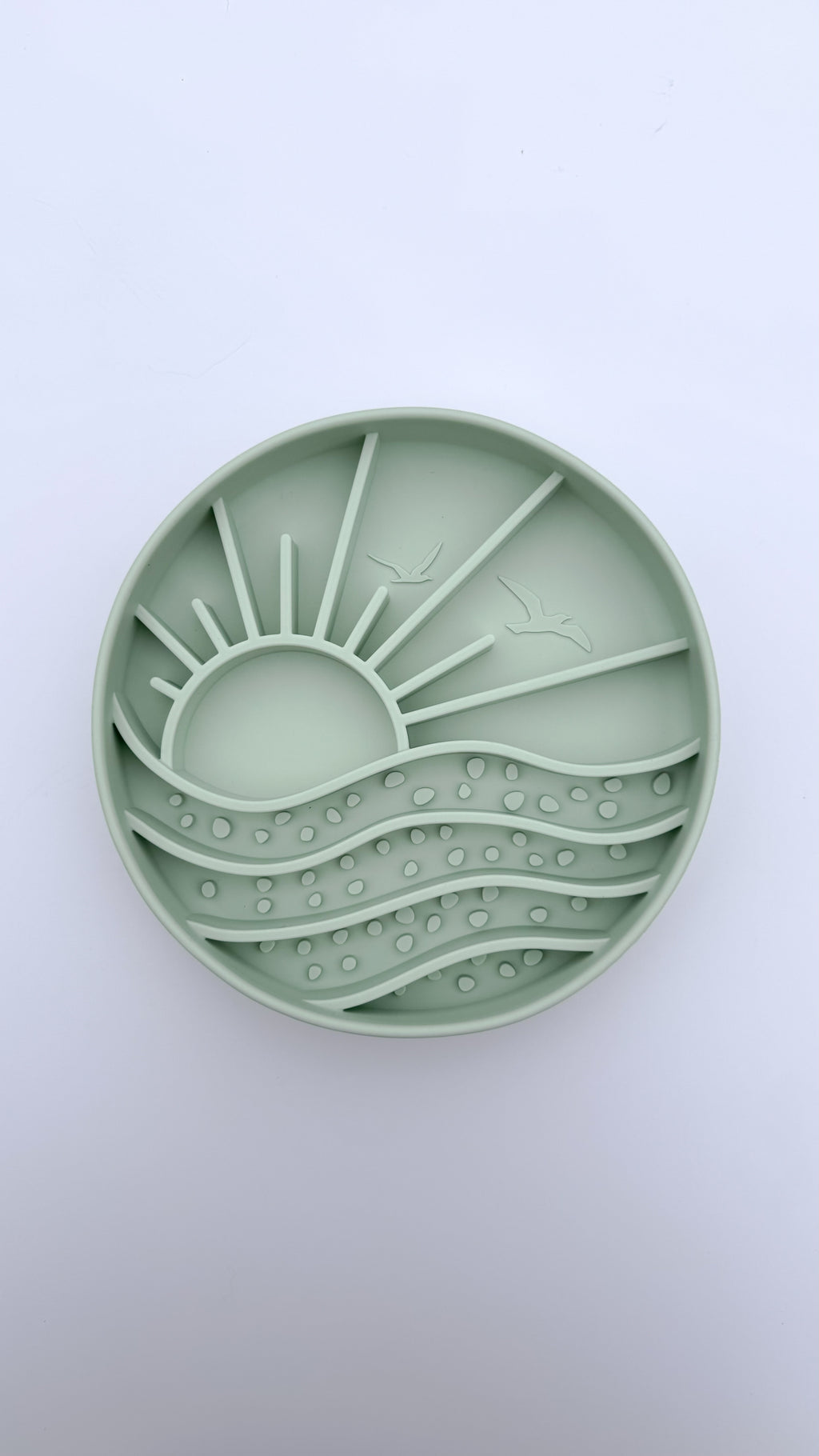 Ocean Waves Slow Feeder